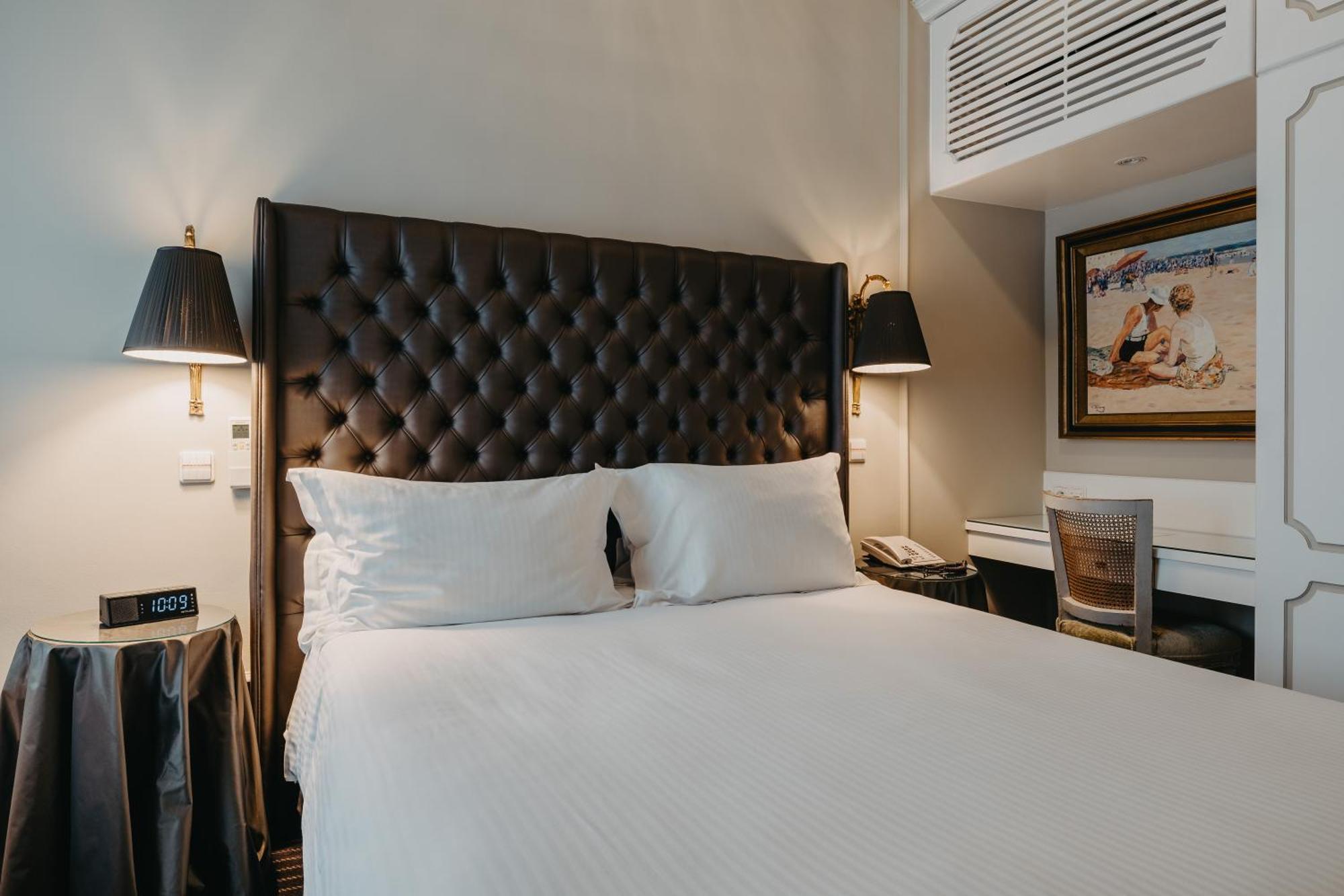 Hotel Manos Premier Saint-Gilles Zimmer foto